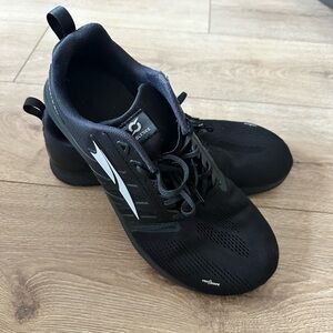 Altra solstice Men's Black Athletic Shoes. EUC. 11.5 men’s. Athleisure. CrossFit